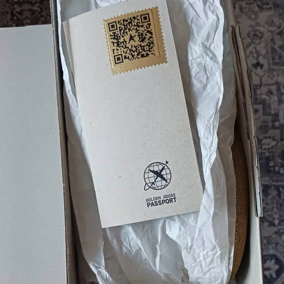 Golden Goose White Sneakers with Silver Star - Picture 2 of 9